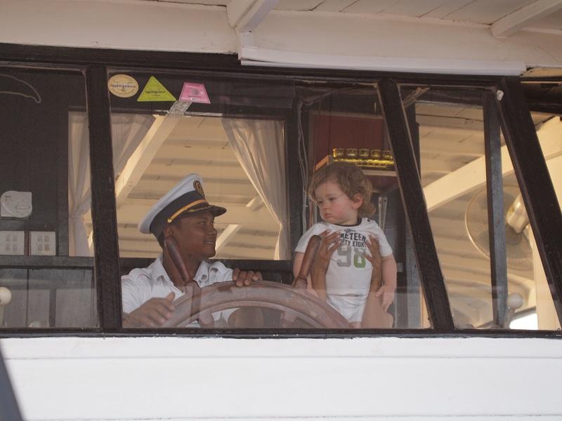 capitaine bateau capitaine bateau