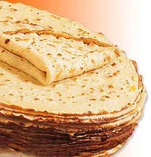 crêpes Pile de fines crêpes dorées