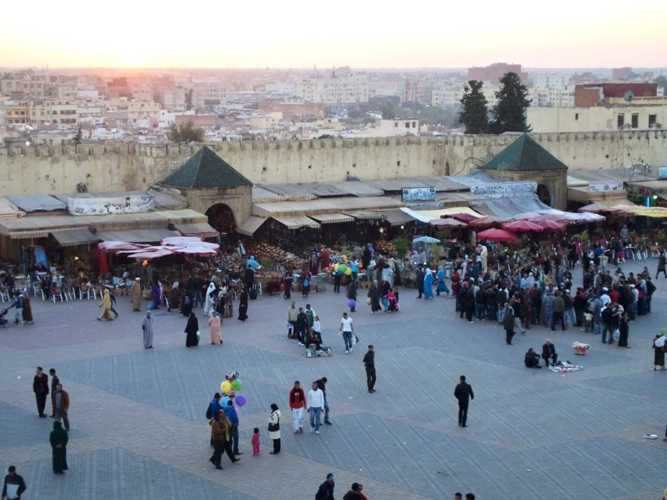 Fès und Meknès mit Baby
