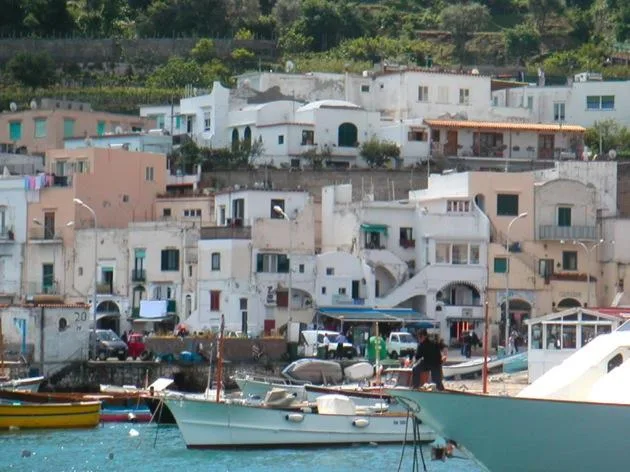 Capri Port Voyage de port en port