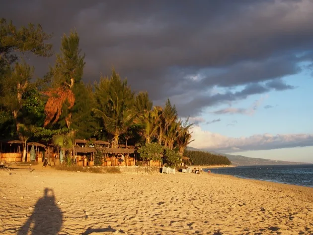 l'Ermittage les bains Plage de La Réunion au coucher du soleil