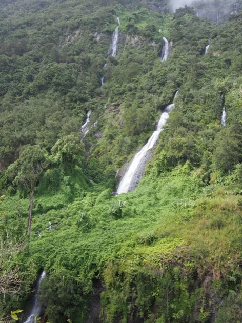 voileDeLaMariee 10 cascades de rêve à La Réunion