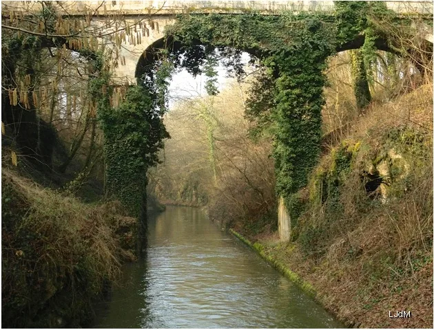 joli_pont_canal