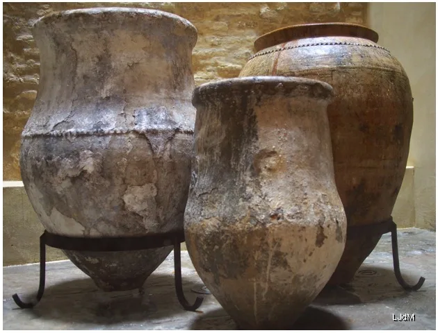 vases