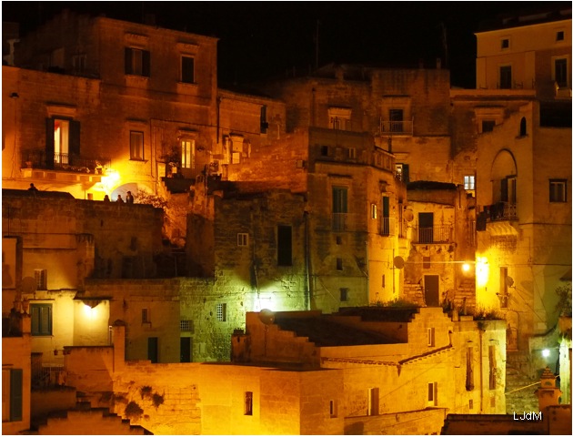 Matera_by_night