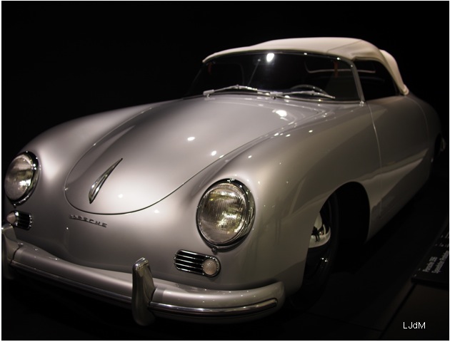 Visite du musée Porsche à Stuttgart