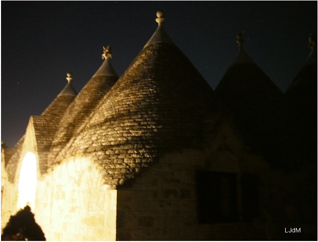 trulli_night