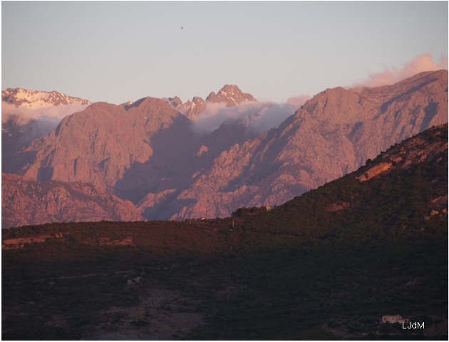 coucher_soleil_montagne