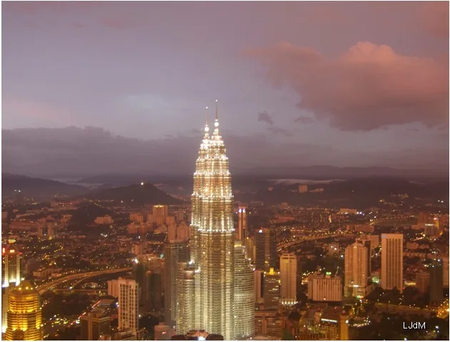 tour_petronas