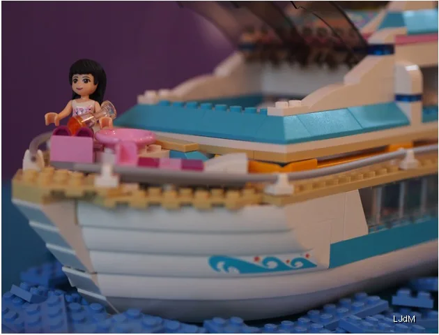 lego_yacht