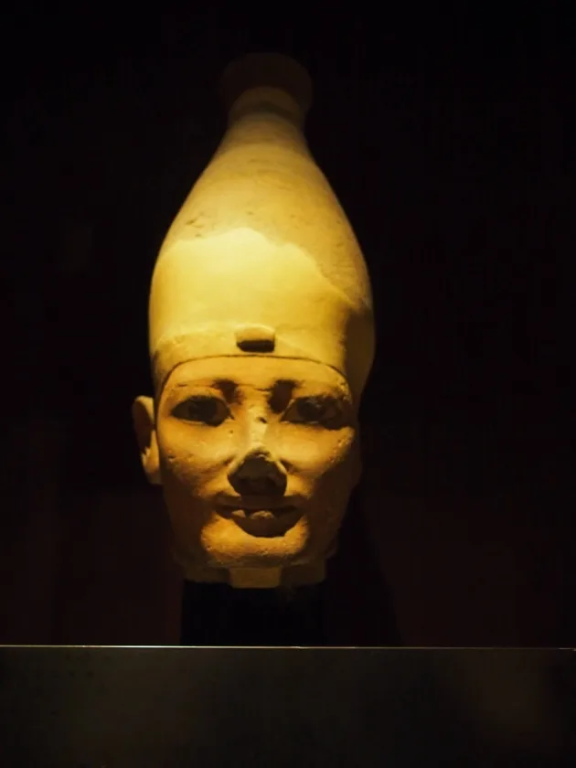 Tête égyptienne antique au Museo Egizio