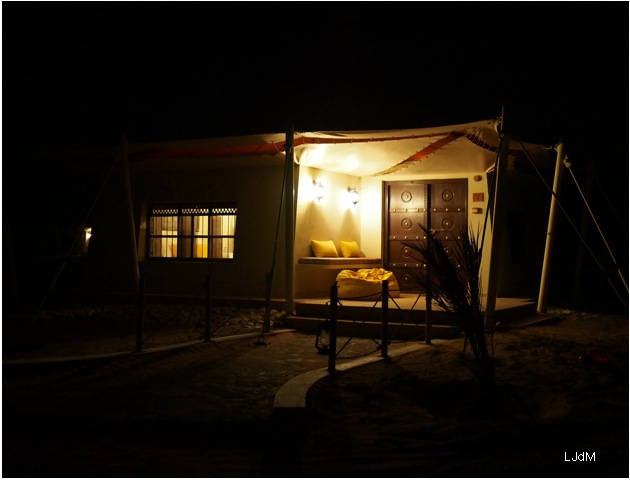 glamping_desert