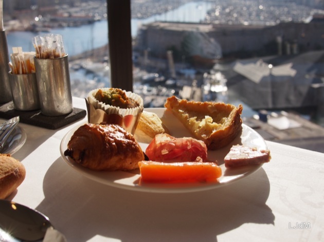 Le Sofitel Marseille : vue incroyable sur le Vieux-Port