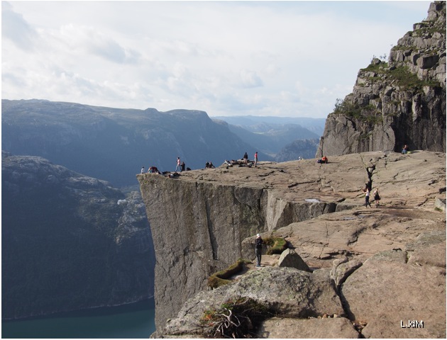 Le plus célèbre point de vue de Norvège : le Preikestolen