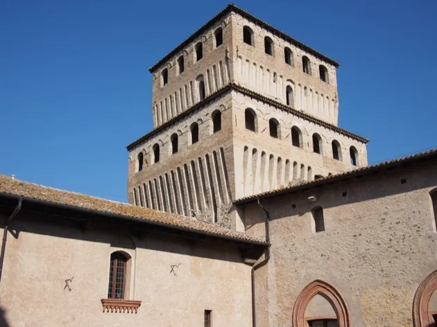 Tour du château près de Parme