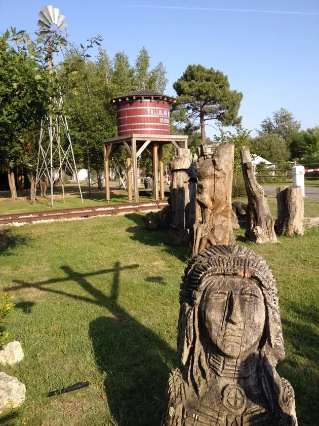 Notre nuit en tipi au Village Western à Hourtin