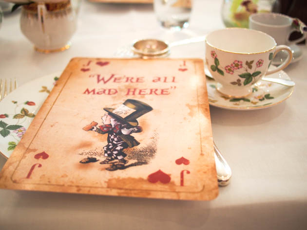 Alice Au Pays Des Merveilles Maman Voyage