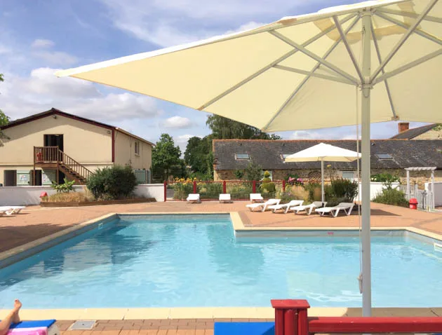 piscine Camping Chantepie