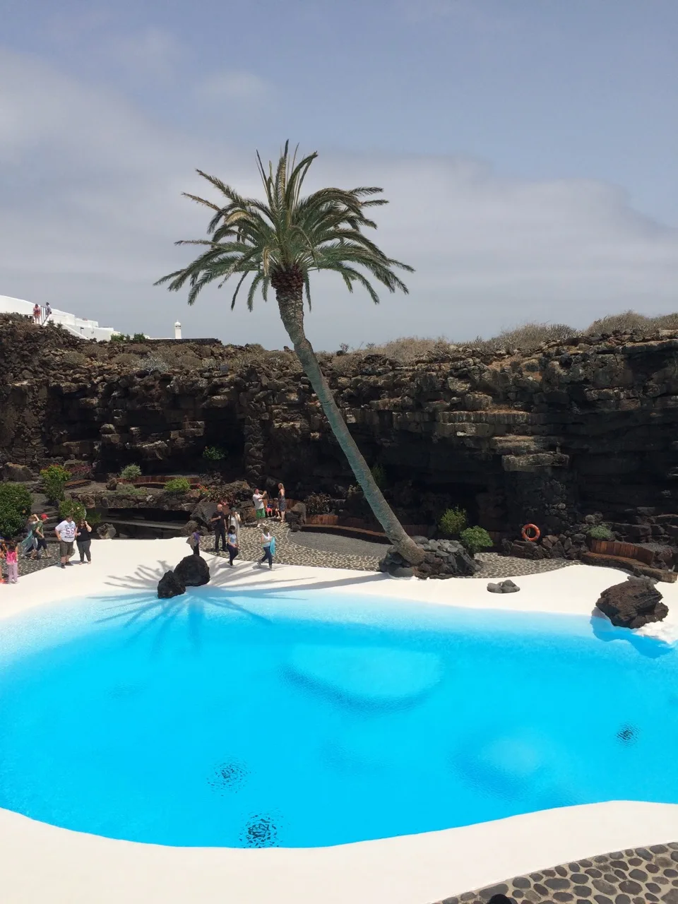 Piscine à Jameos del Agua