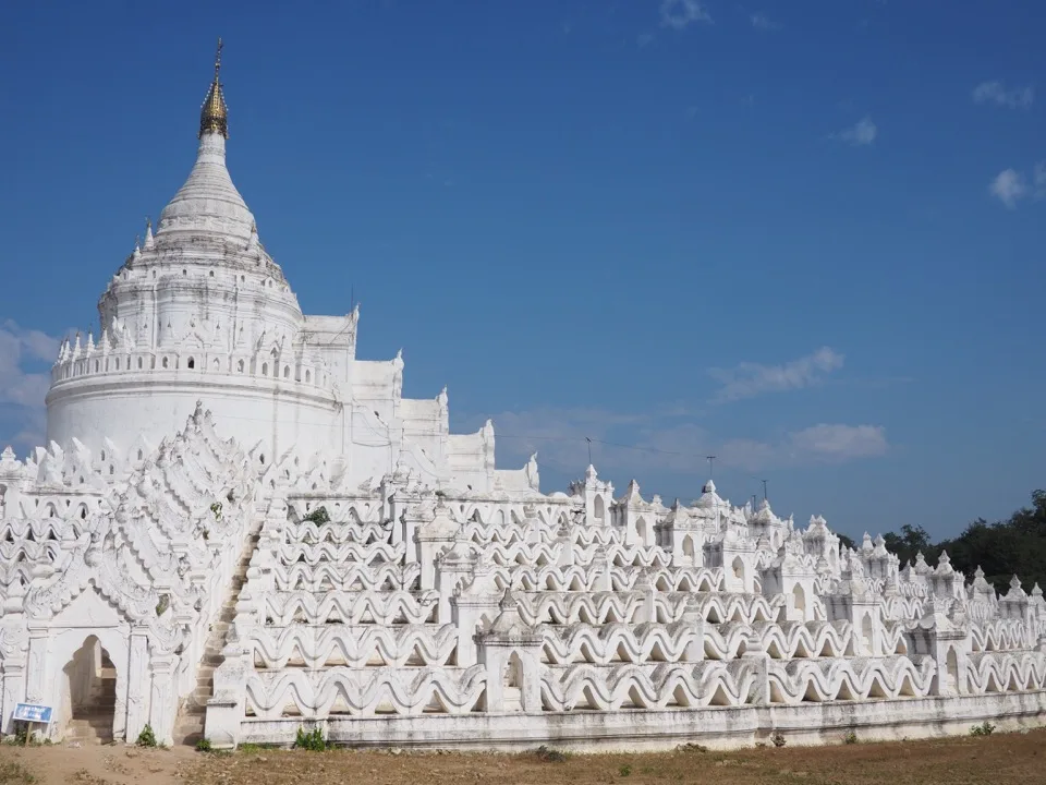visiter Mingun