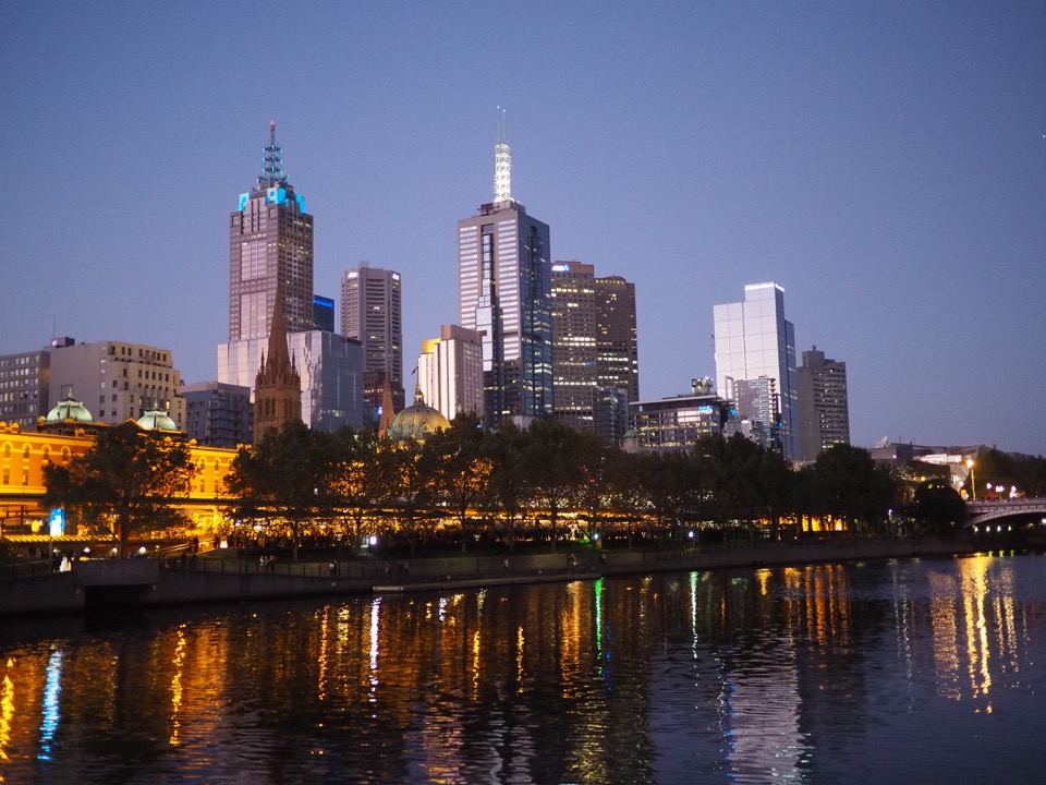 Melbourne by night