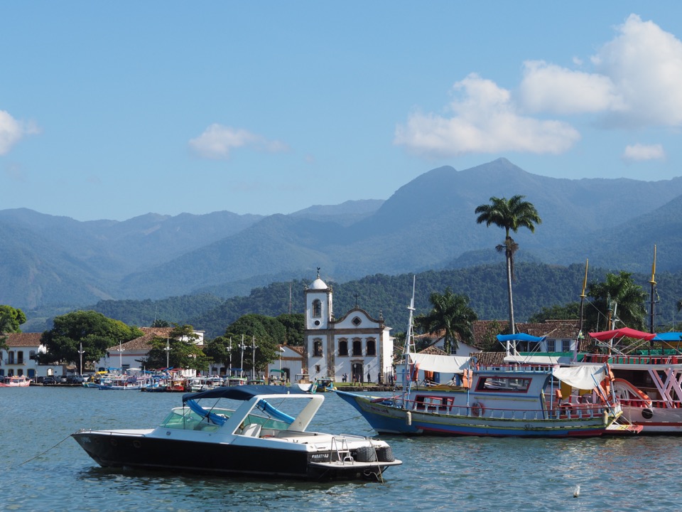 Brésil : notre semaine à Paraty, ville coloniale dans une baie de rêve !