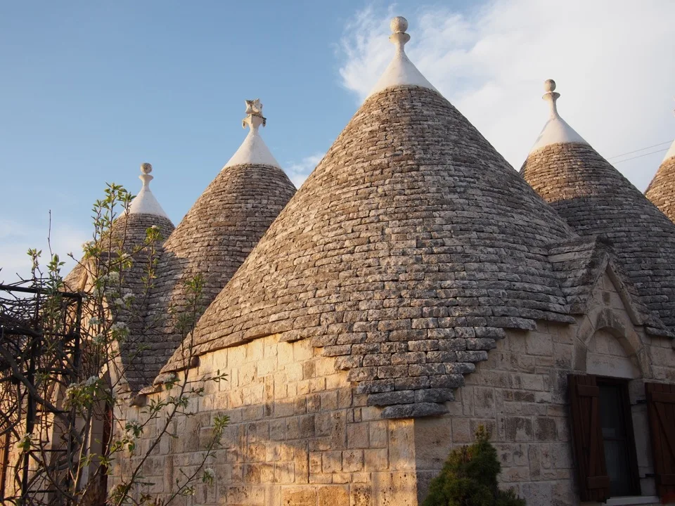 Maisons trulli traditionnelles dans les Pouilles