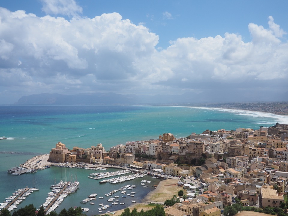 en famille a Castellammare del Golfo