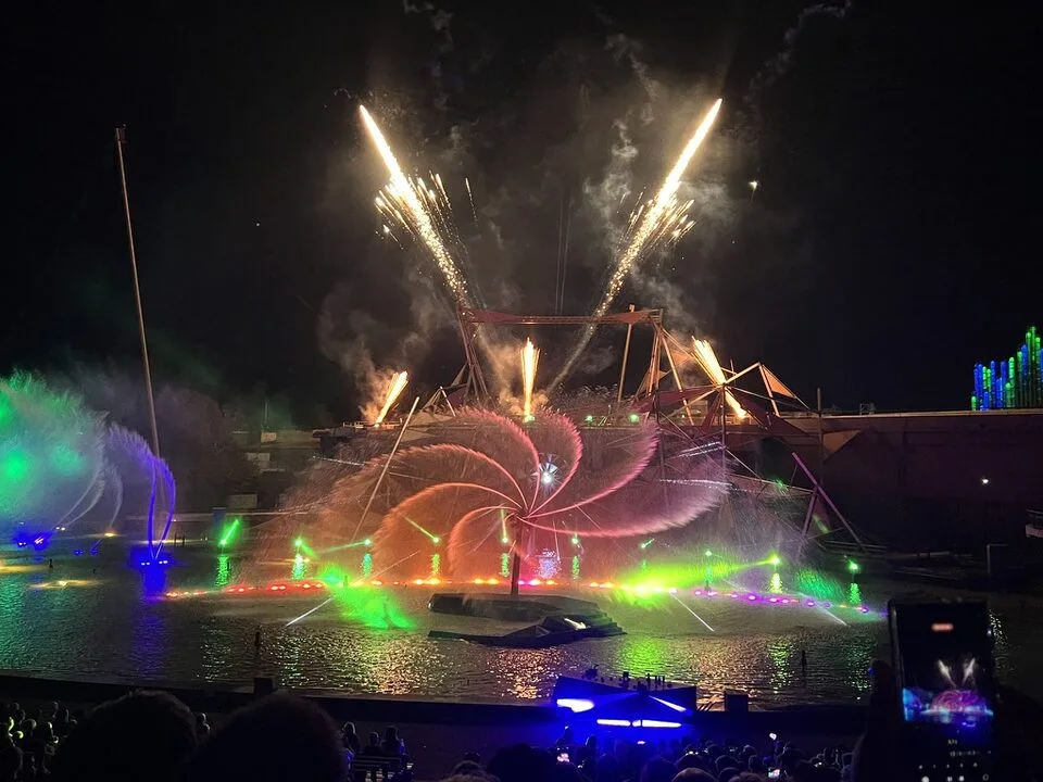 spectacle nocturne futuroscope