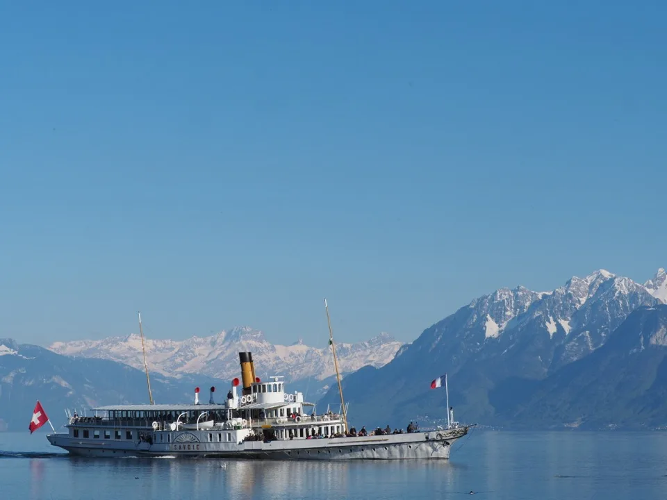 sur le lac à Lausanne
