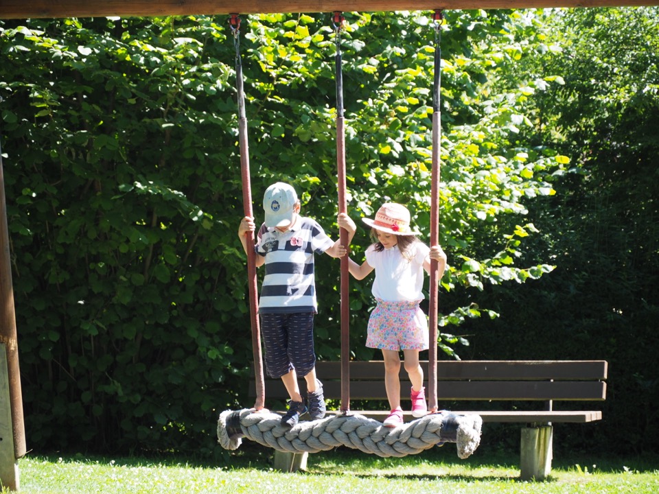 Chéri, on a laissé les gosses… en vacances chez les grands-parents !