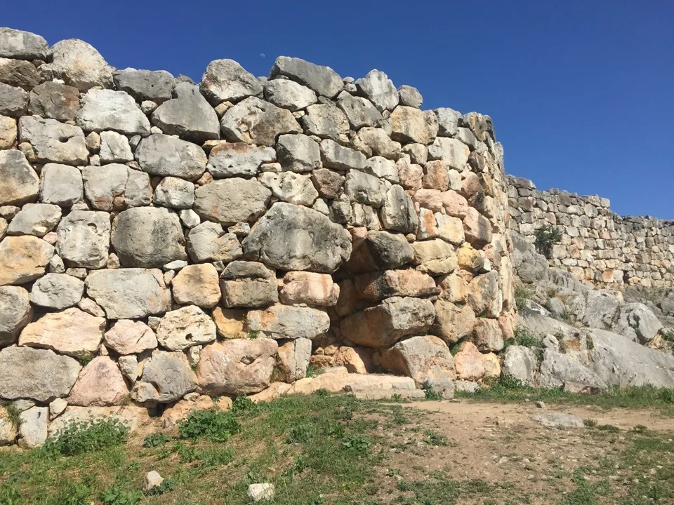Tirynthe