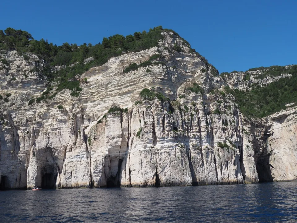 en voilier à Corfou