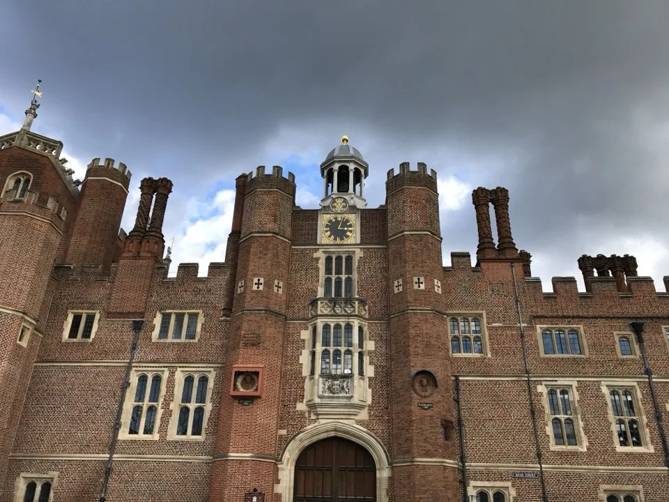 Hampton court