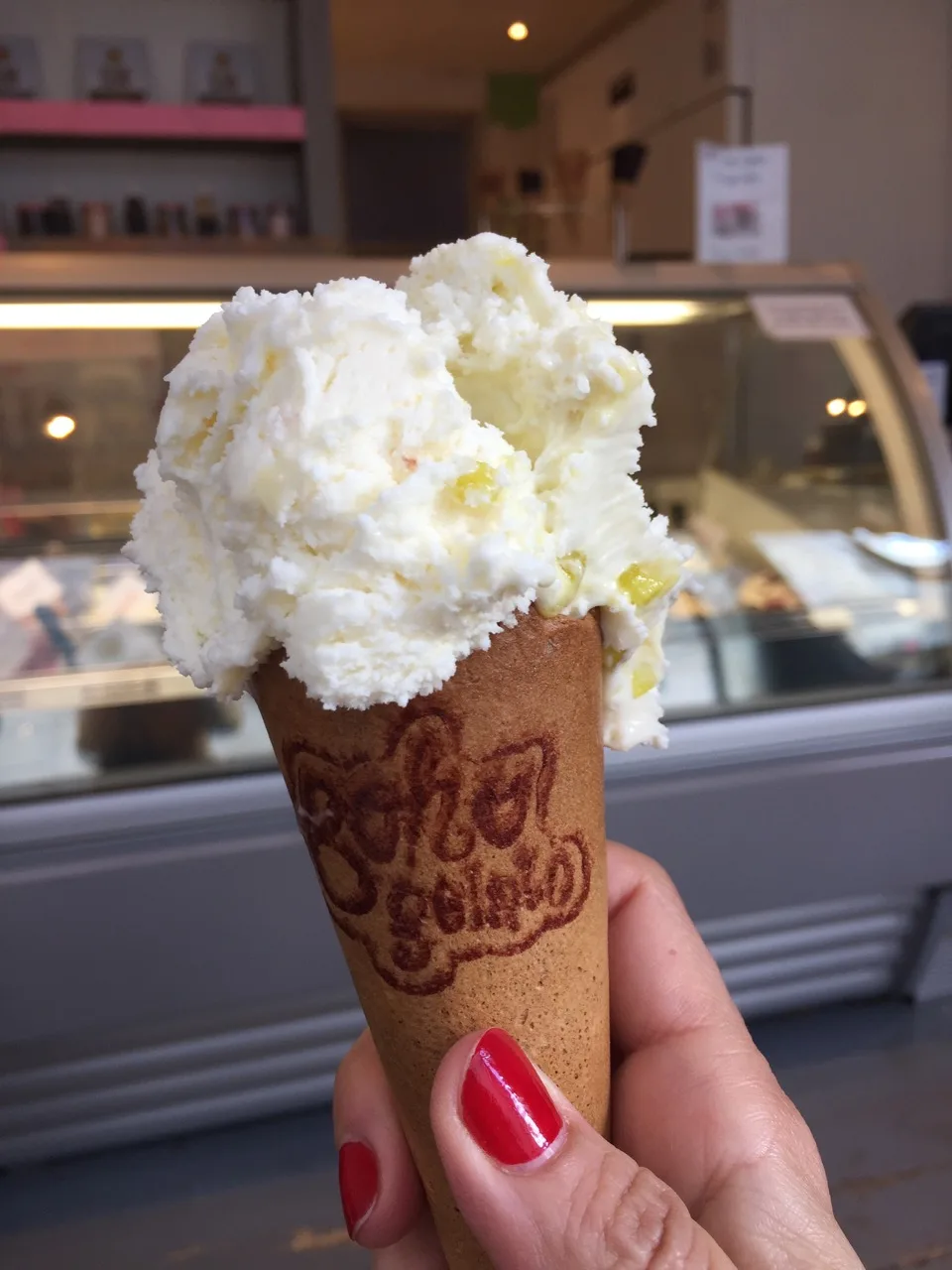 Glace dans un cornet dans une gelateria de Brighton