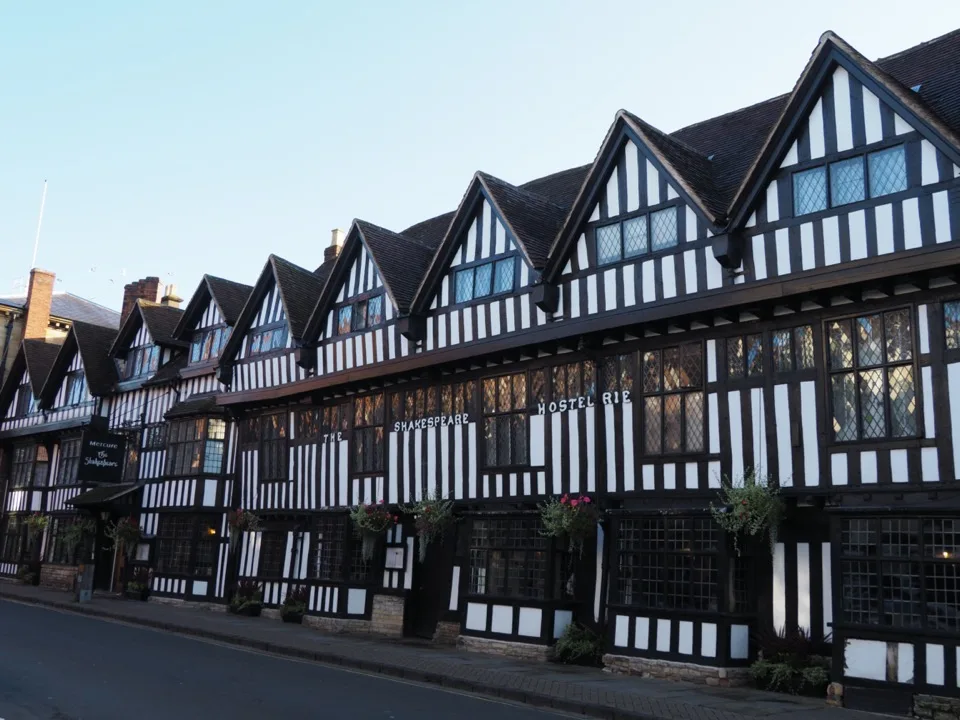 visit Stratford upon Avon