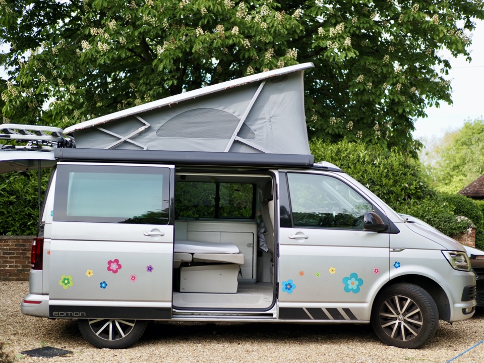 Fourgon aménagé volkswagen california hotsell