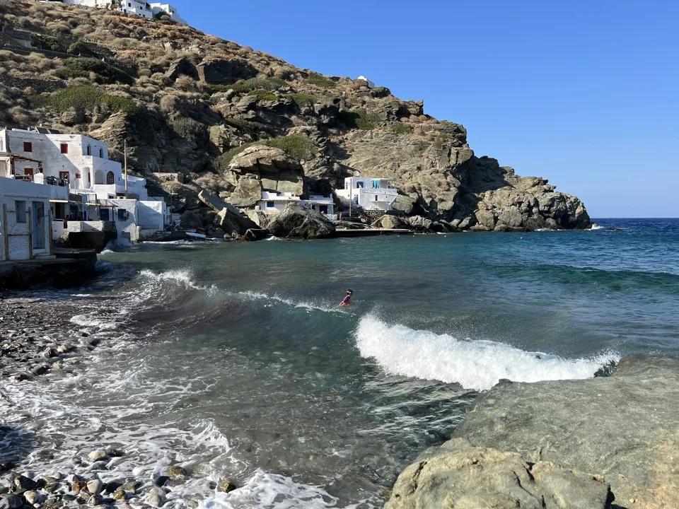 les cyclades en famille