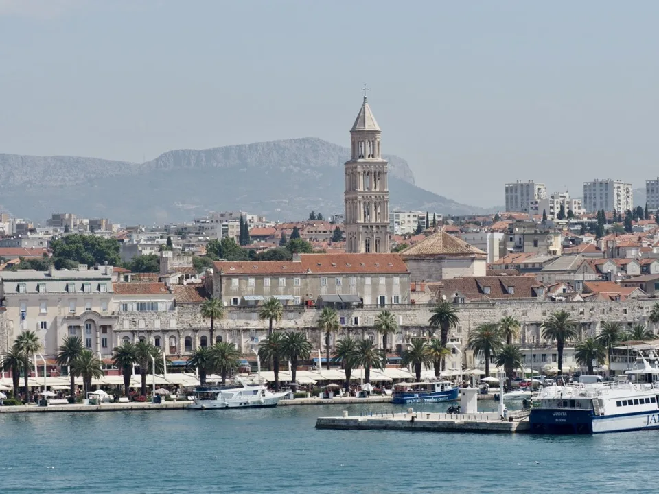 5 stops from Zadar to Split
