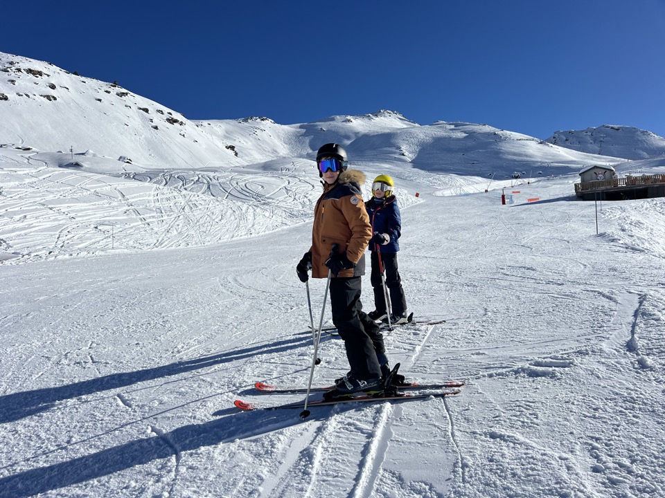 Family ski vacation in “Les 3 Vallées”: which resort to choose?