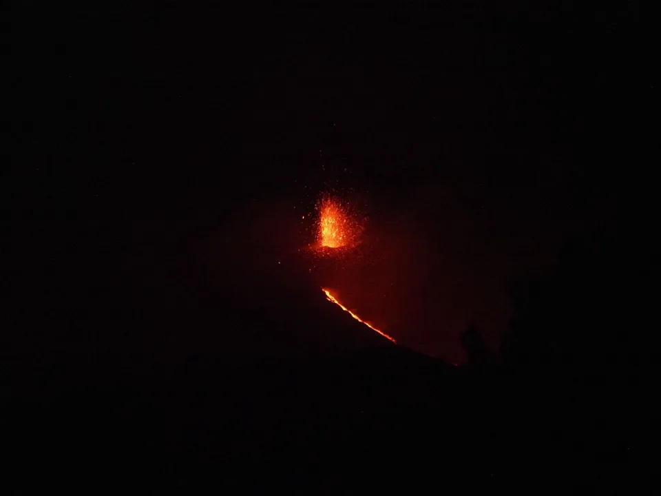 Etna eruption 2025