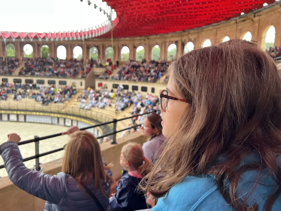 puy du fou en famille