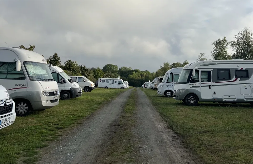 aire camping puy du fou