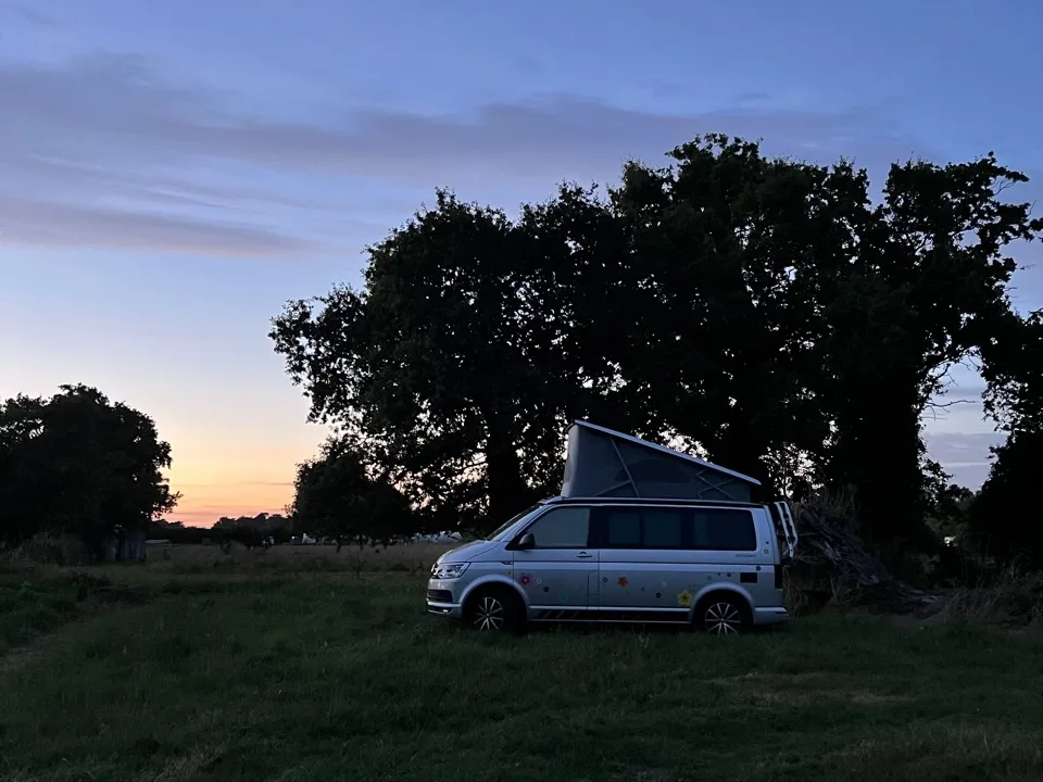 Smaragdküste mit Familie