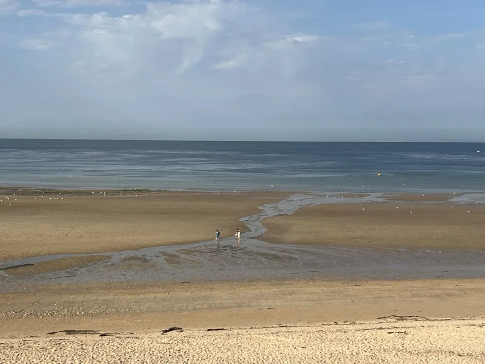 cycling along the d day beached
