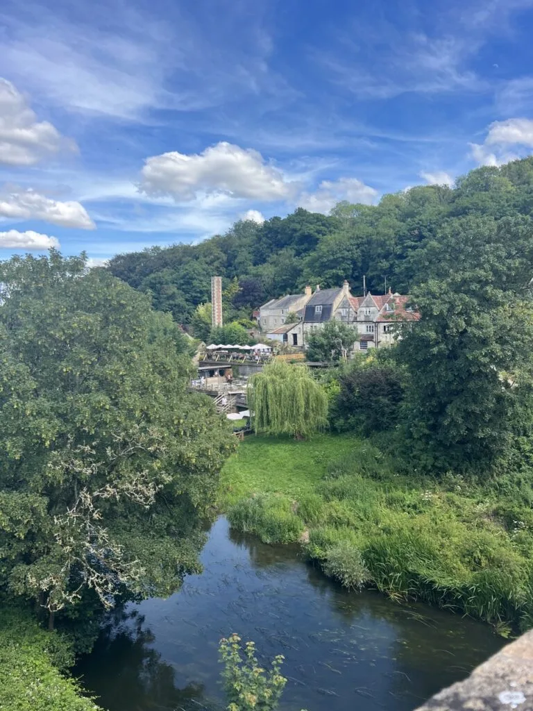 Green Avon valley seen from the canal